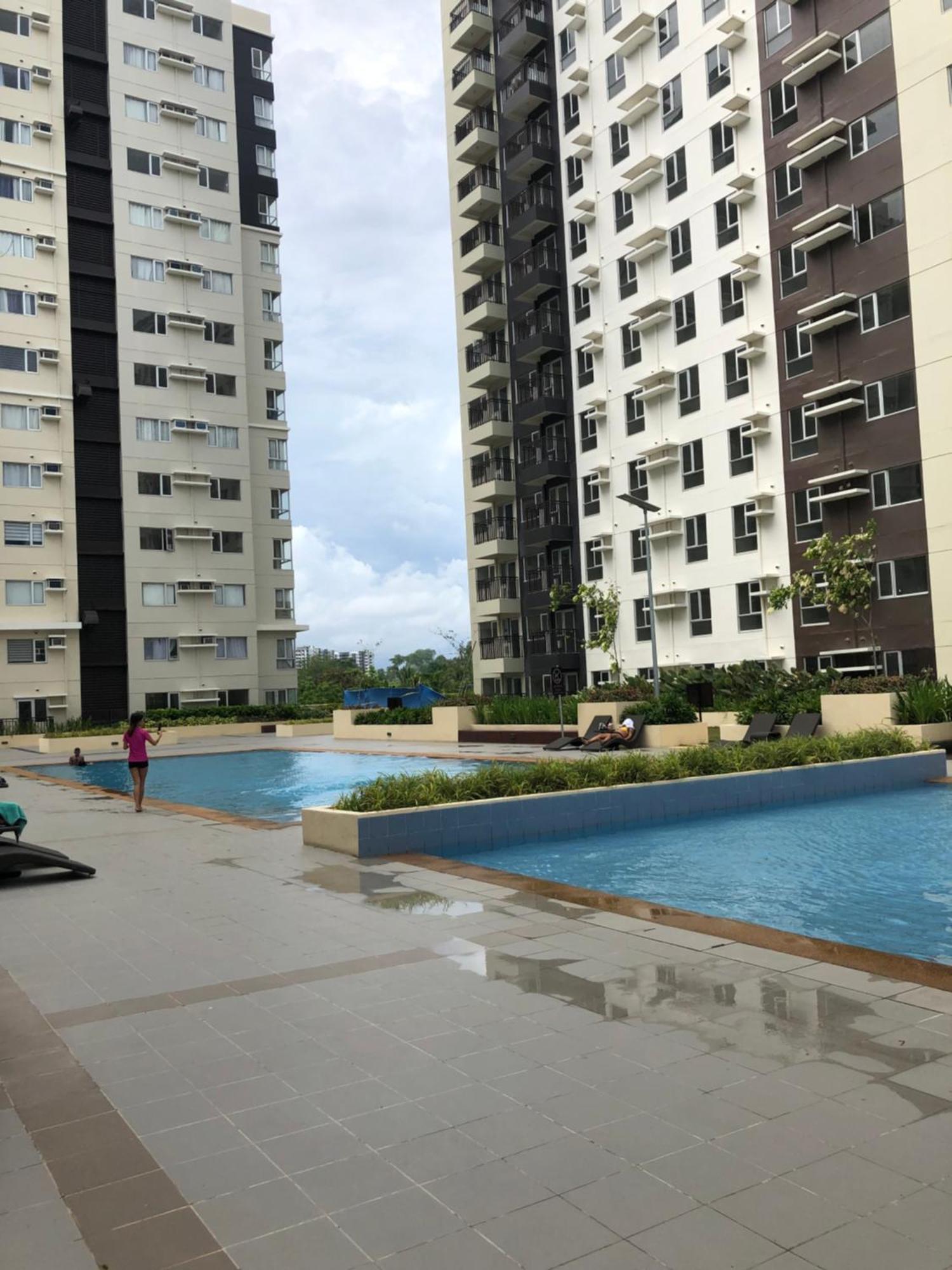אילוילו Spacious 2 Bedroom Condo Unit For Rent מראה חיצוני תמונה