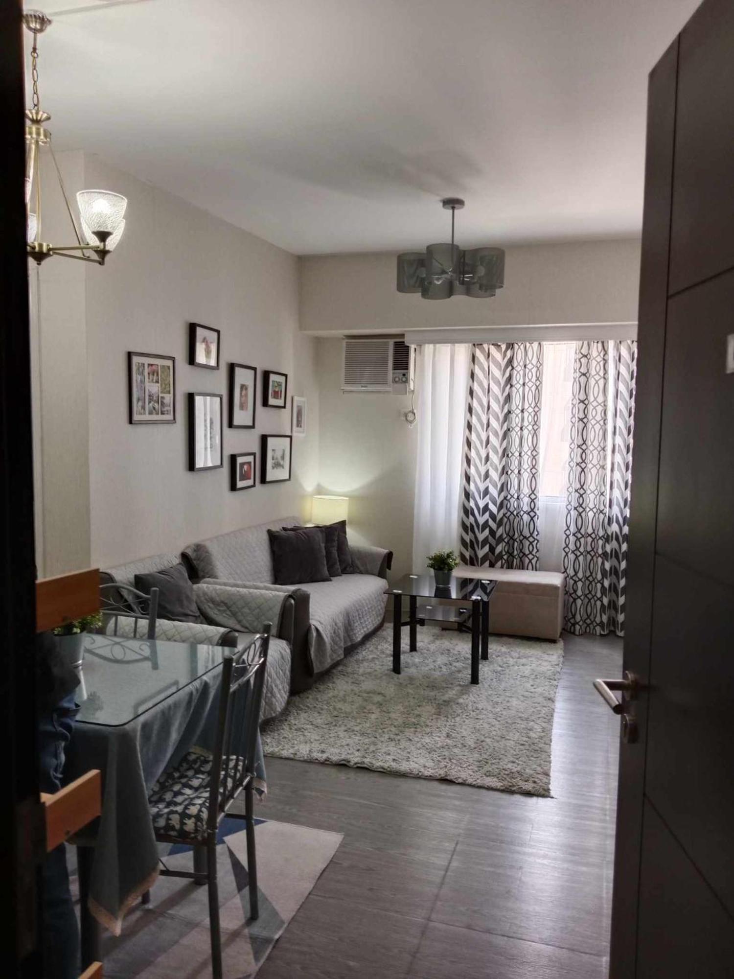 אילוילו Spacious 2 Bedroom Condo Unit For Rent מראה חיצוני תמונה