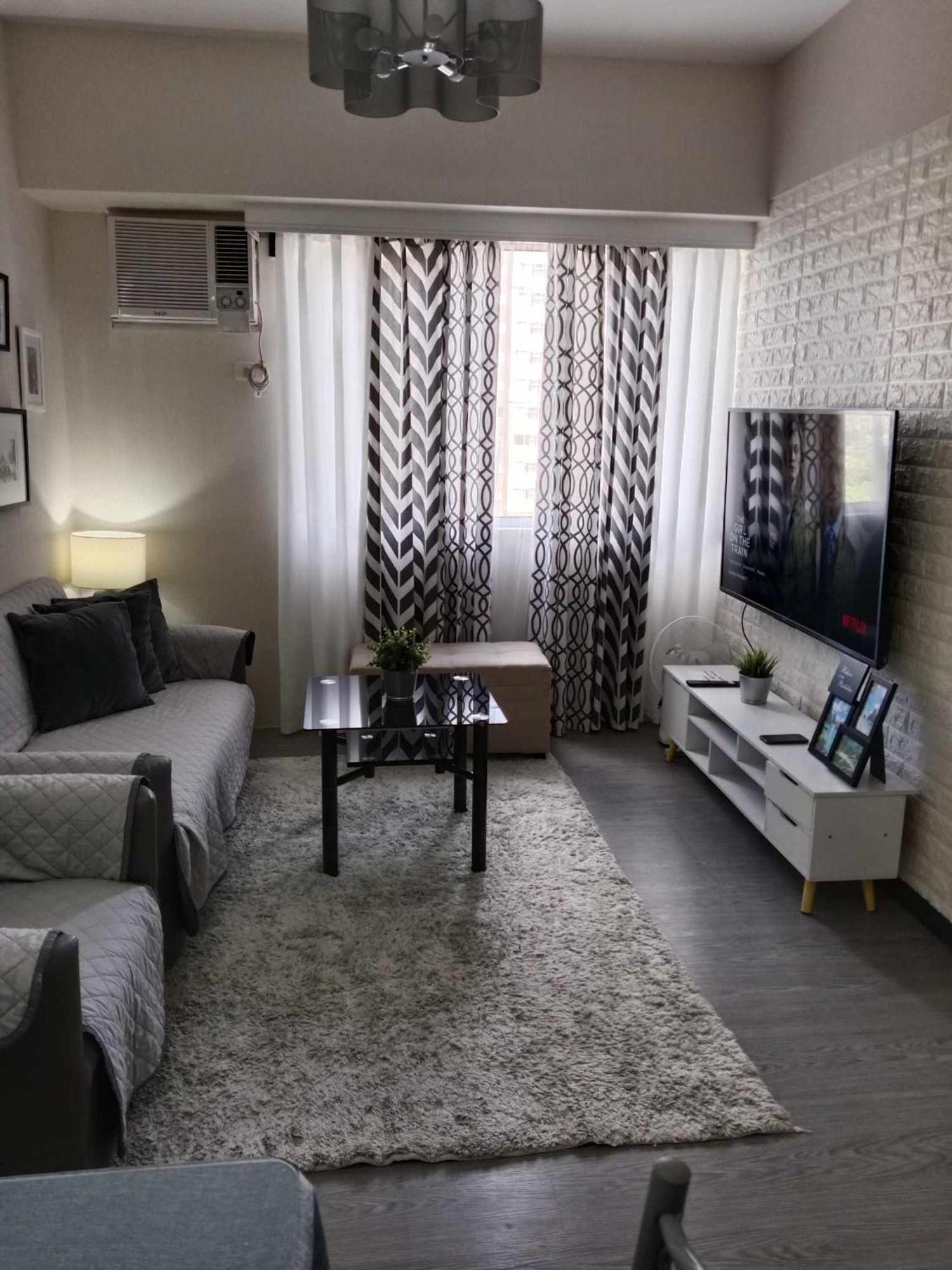 אילוילו Spacious 2 Bedroom Condo Unit For Rent מראה חיצוני תמונה